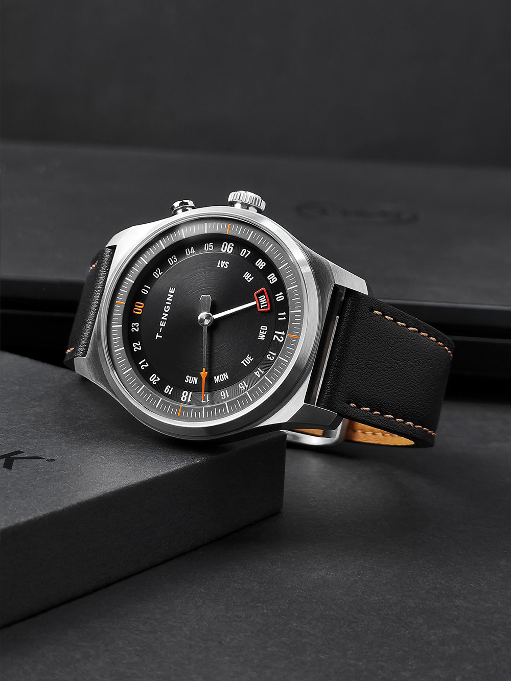 Unique Creativity Fashion Men  - Luxury Watch Unique ulasan dan harga