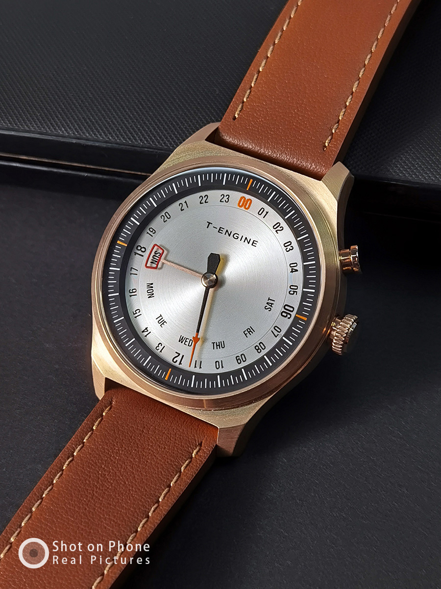 Unique Creativity Fashion Men  - Luxury Watch Unique ulasan dan harga