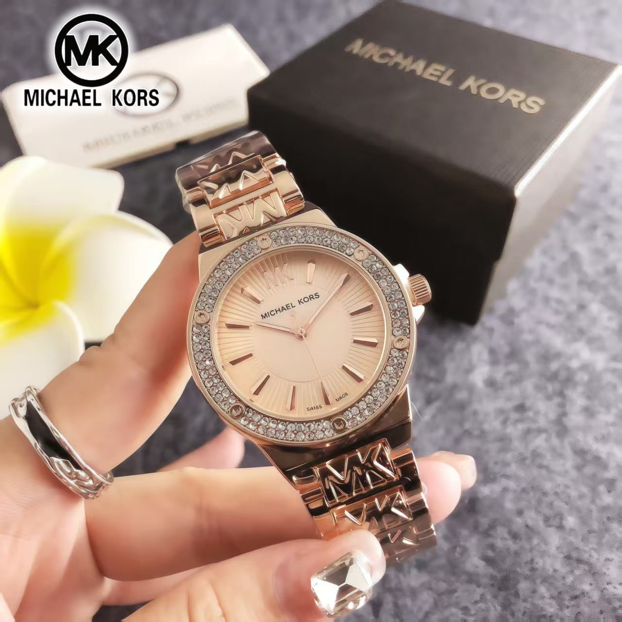 Michael Kors Luxury Business W - Luxury Watch Photo ulasan dan harga